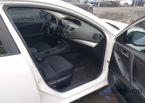 2013 Mazda Mazda3 I Sport from USA, damaged, VIN JM1BL1U85D1701820